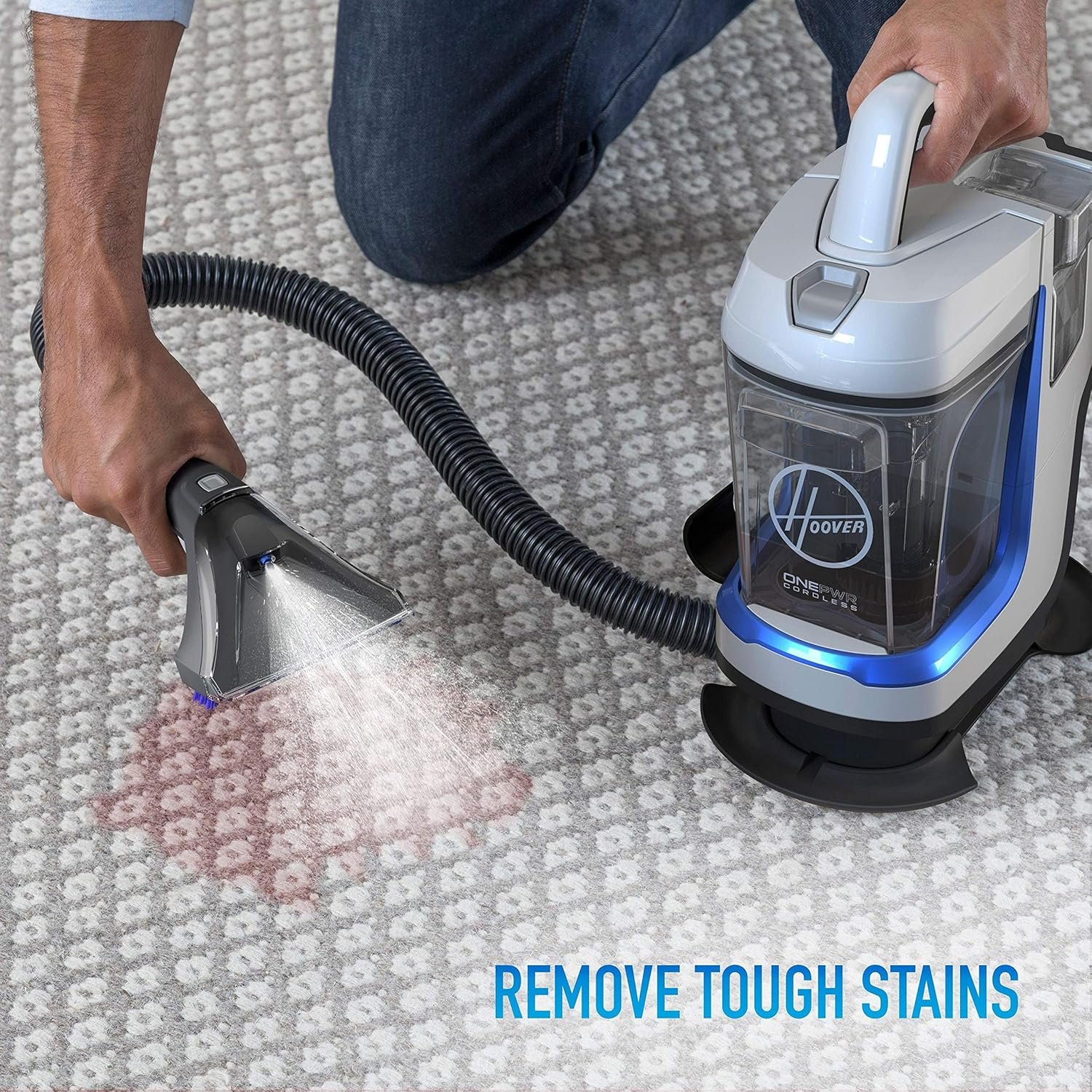 Hoover ONEPWR Spotless Go - in use on carpet
