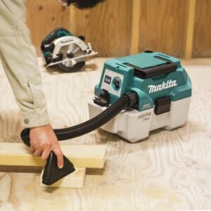 Makita XCV11Z 18V brushless cordless 2-gallon shop vac front view