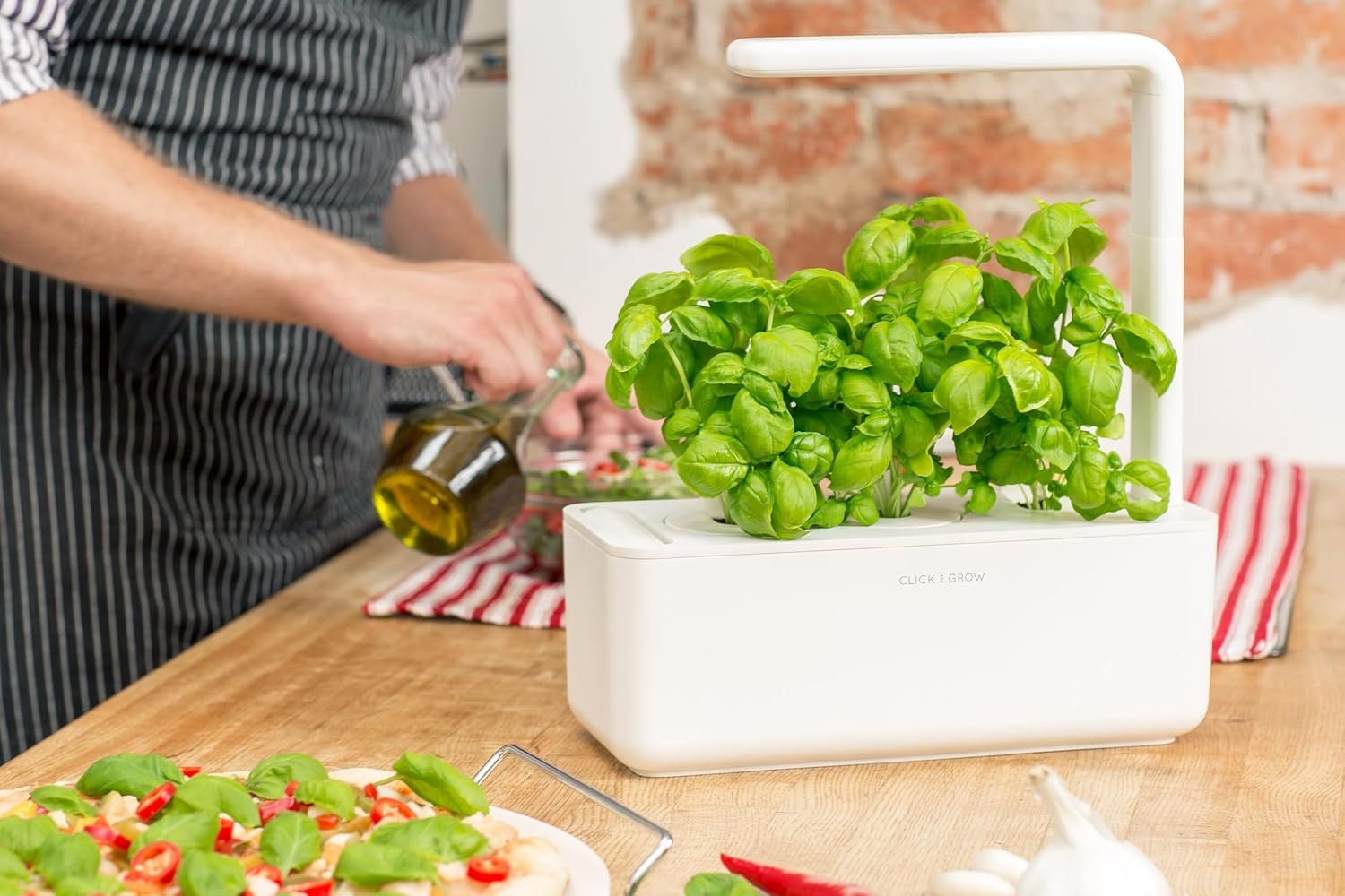 Click & Grow Indoor Herb Garden Kit with Grow Light product image 3